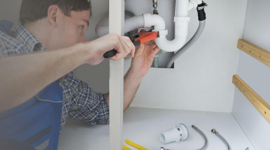 Professional Tankless Water Heater Installation in Peoria, IL